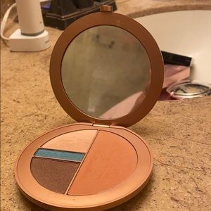 MAC face and eye pallet